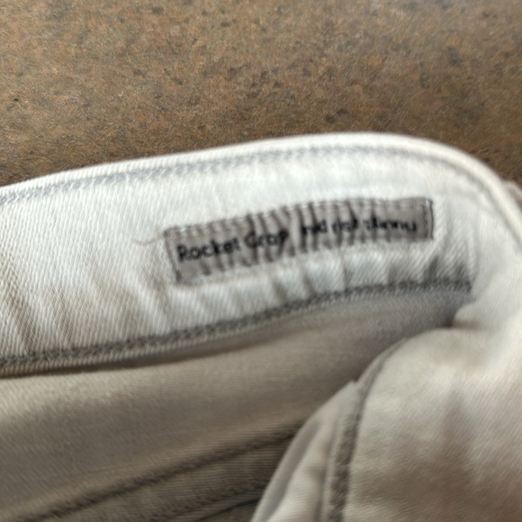 Citizens of Humanity: Rocket Crop light gray jeans. Size 27 - Picture 7 of 9